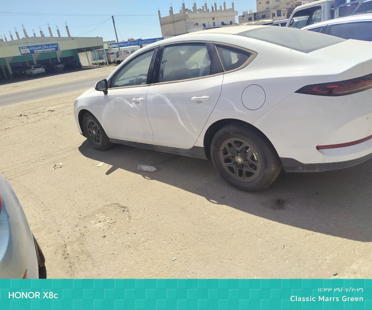 سيارة بي واي دي شن بلاس